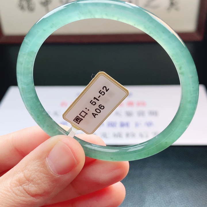 翡翠未镶嵌手镯翡翠手镯87