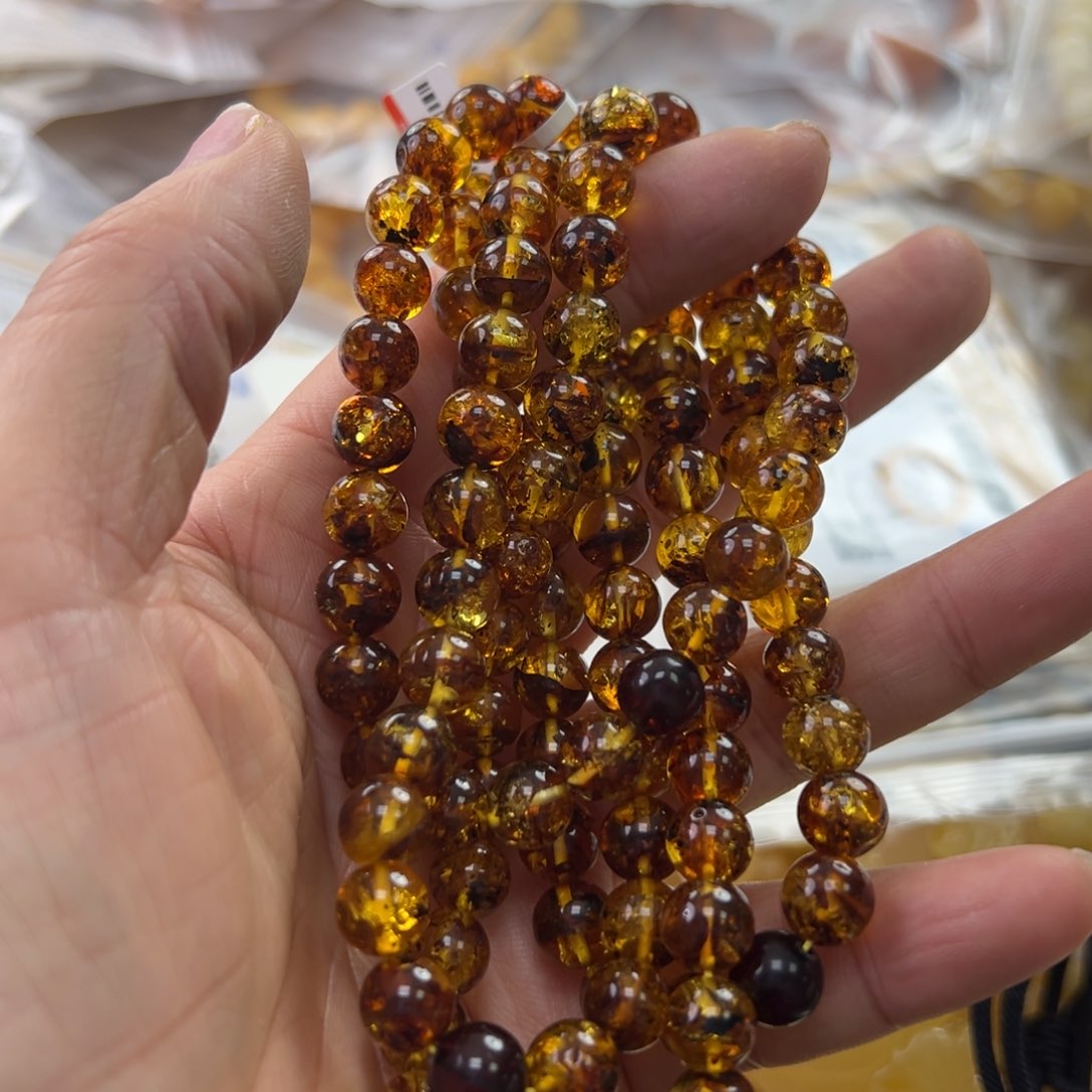 琥珀珠宝奇石未镶嵌