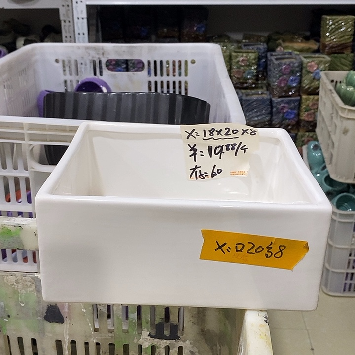 陶盆有孔 瑕疵针孔漏釉介意勿拍外口 18*20外高8