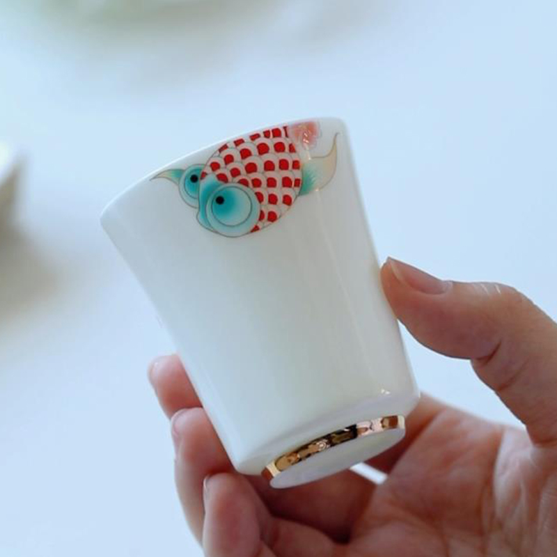 吾游茶器羊脂玉白瓷锦鲤闻香杯陶瓷茶杯主人杯