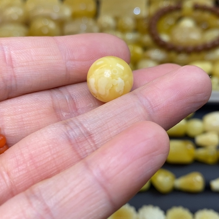 未镶嵌琥珀裸石原矿琥珀蜜蜡配饰