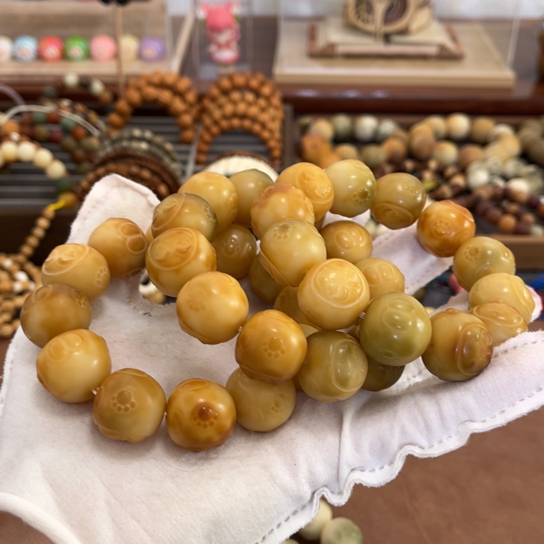 白玉菩提手串芒果小新微瑕2.0