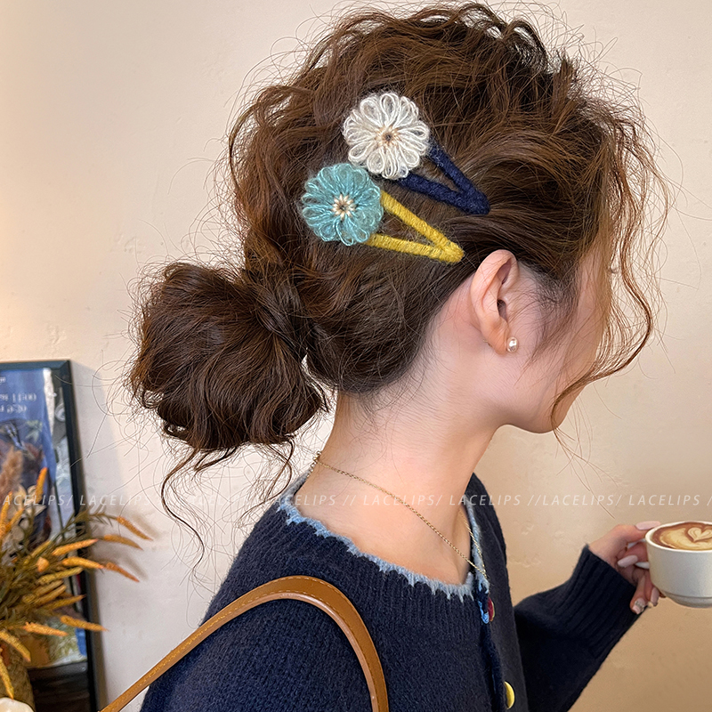 秋冬温柔毛线花朵发夹女2025新款高端侧边夹刘海夹子头饰前额发卡