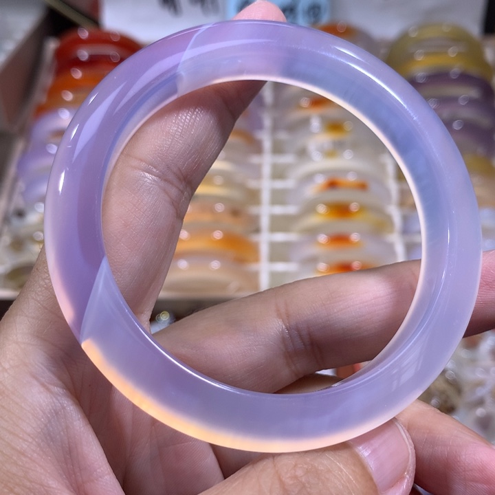 玛瑙/玉髓手镯未镶嵌