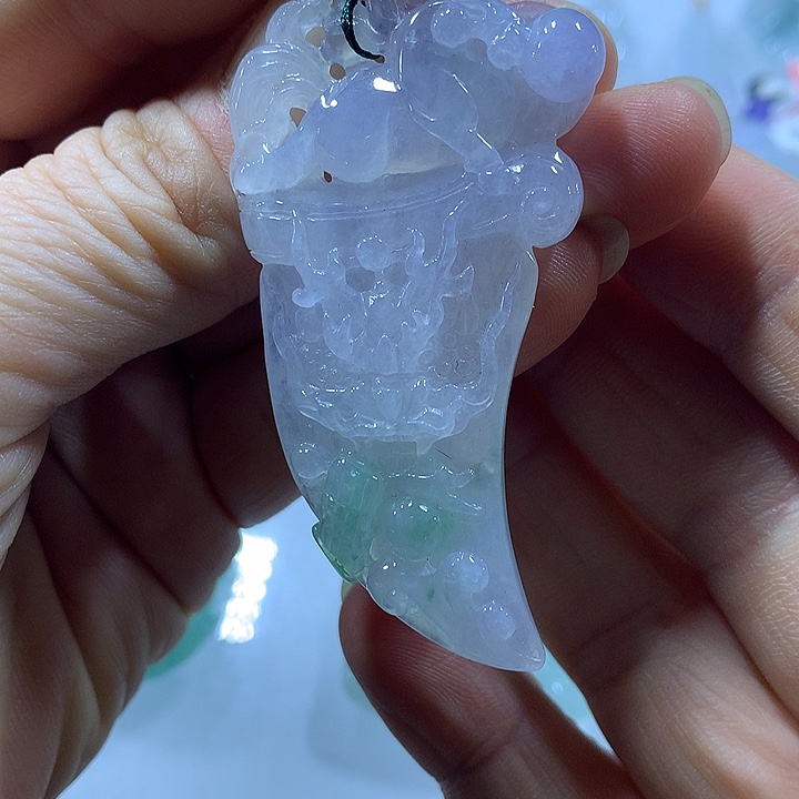 翡翠未镶嵌颈饰天然翡翠A货吊坠