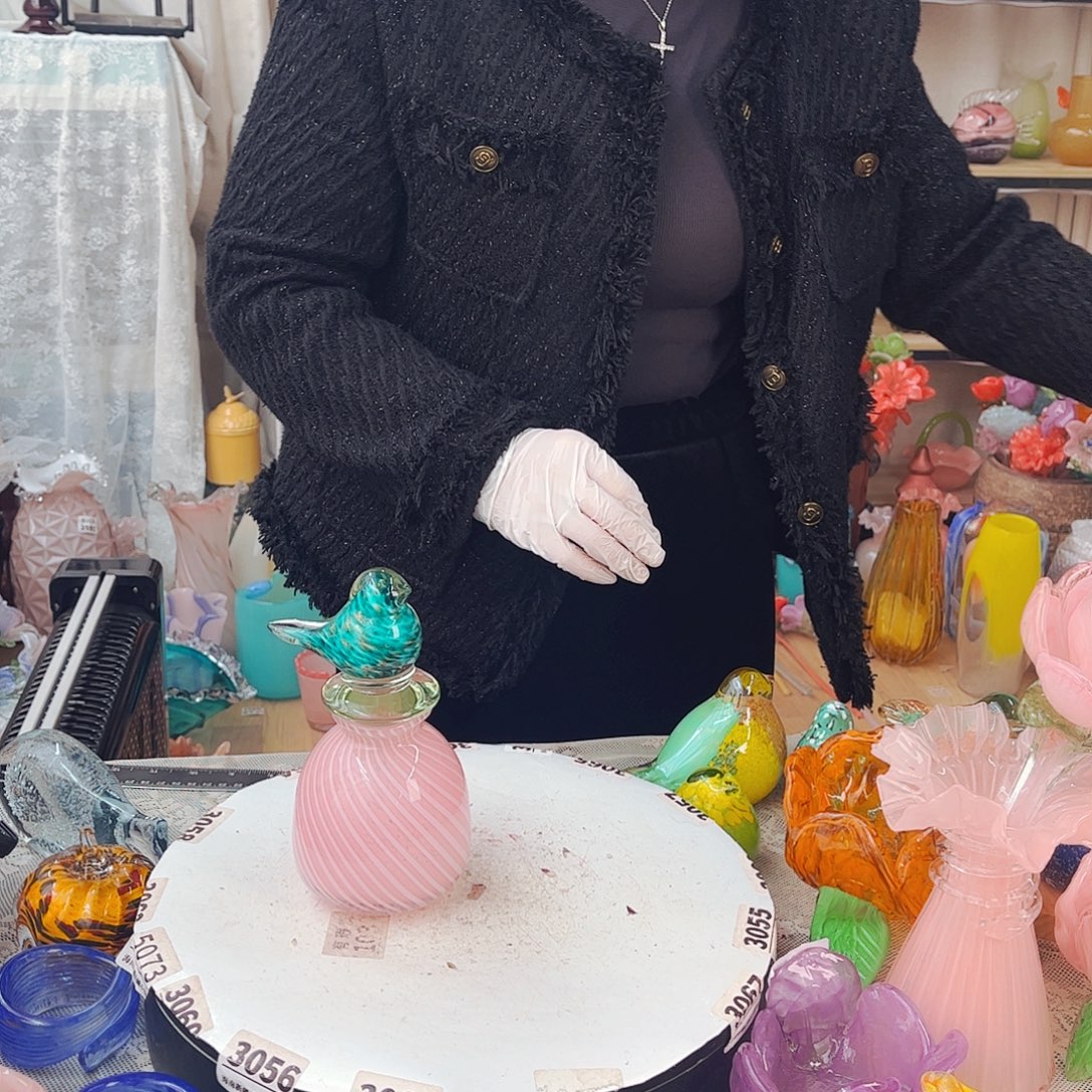 一套家悦花瓶花器摆件