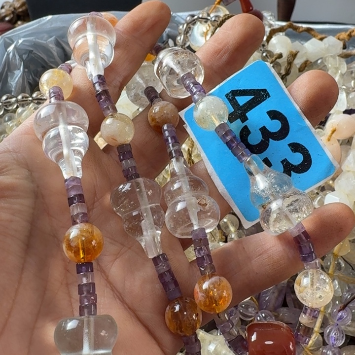 慧***色玛瑙/玉髓未镶嵌颈饰