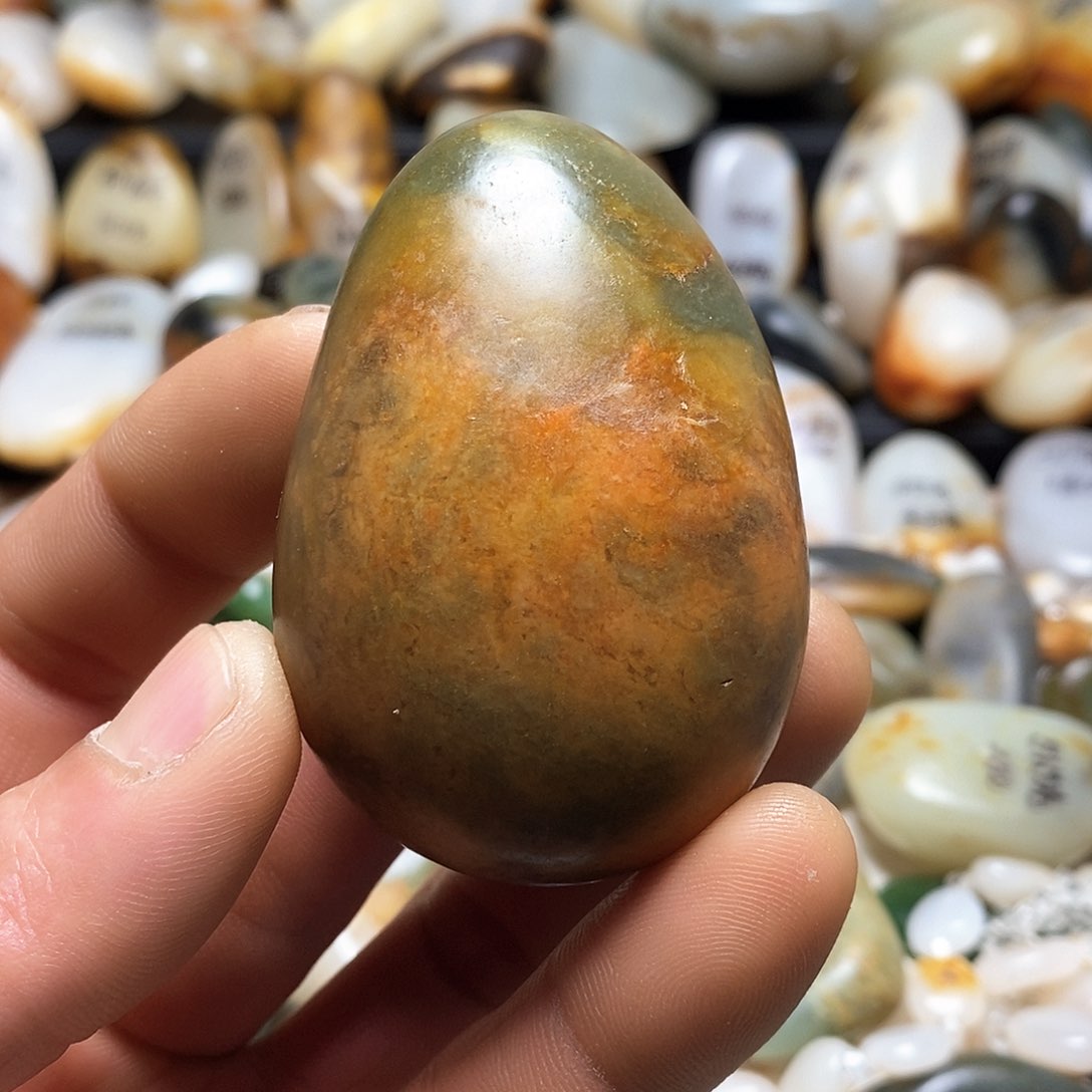 和田玉颈饰未镶嵌吊坠