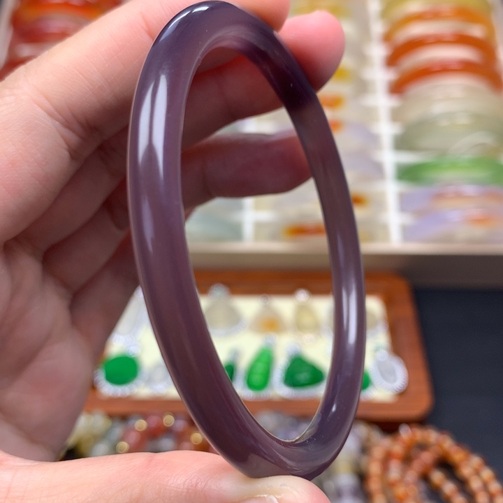 玛瑙/玉髓手镯未镶嵌