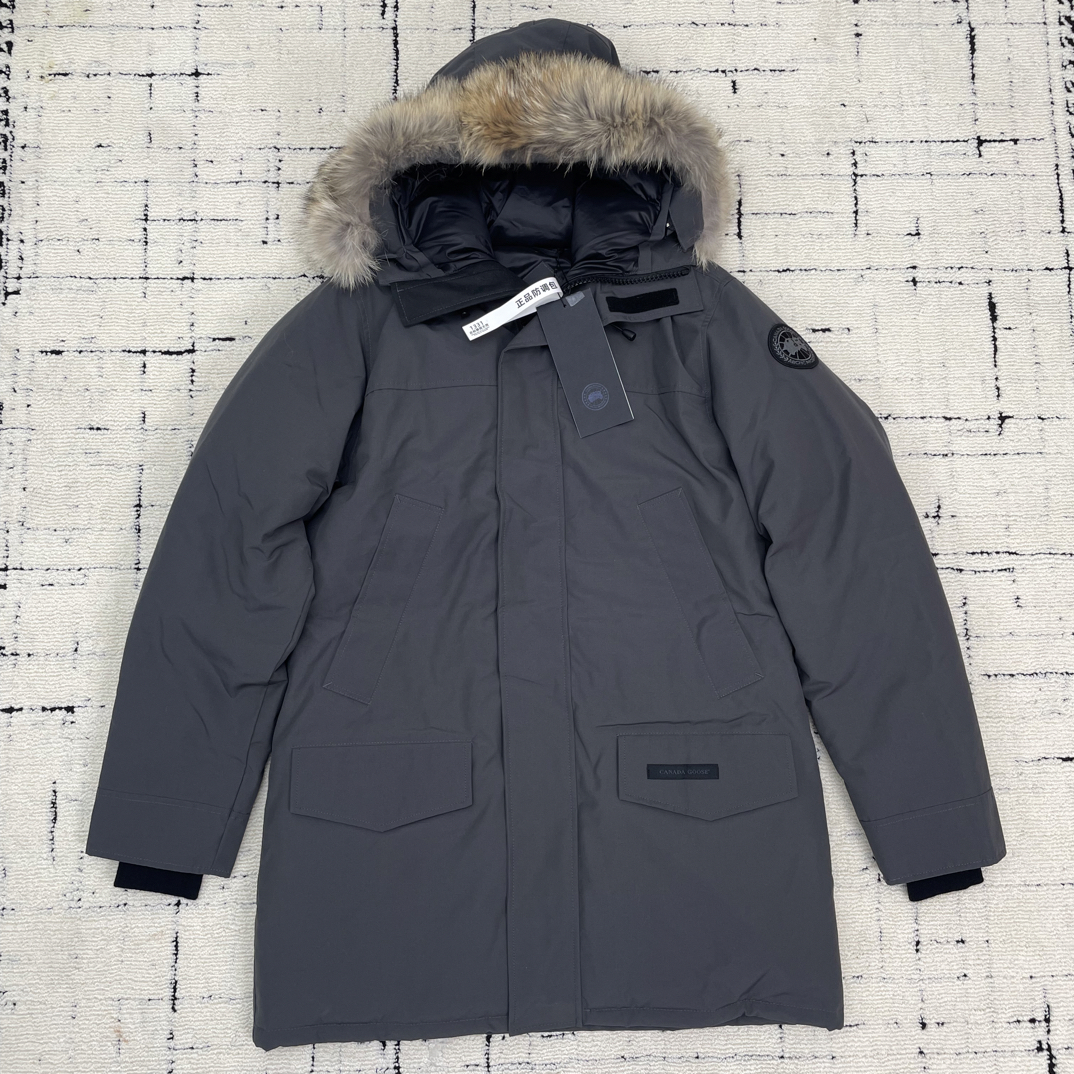 未使用 CANADA GOOSE 加拿大鹅 男款L码Langford石墨灰羽绒服1331