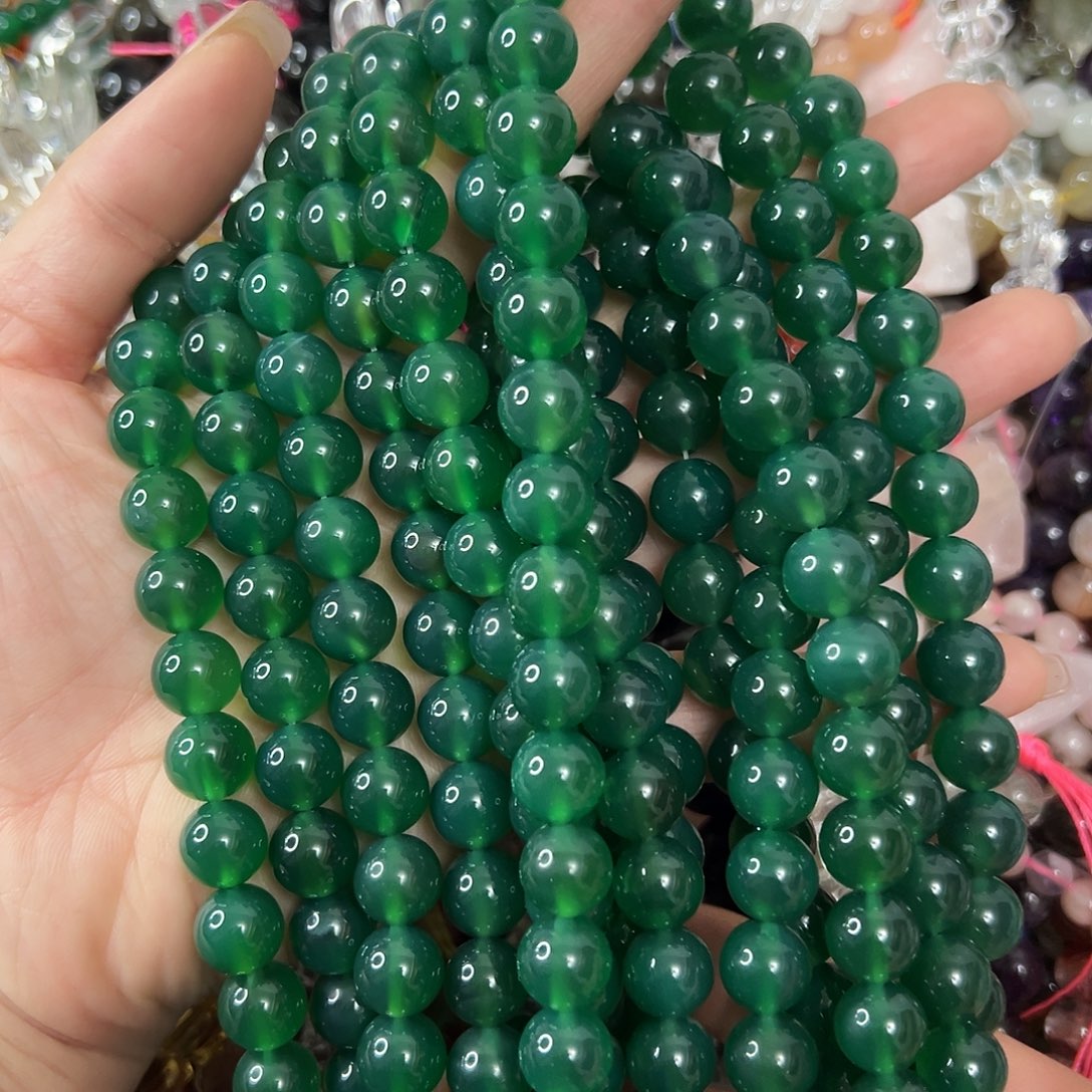 玛瑙/玉髓未镶嵌珠宝半成品，A级卡10绿玛瑙一条