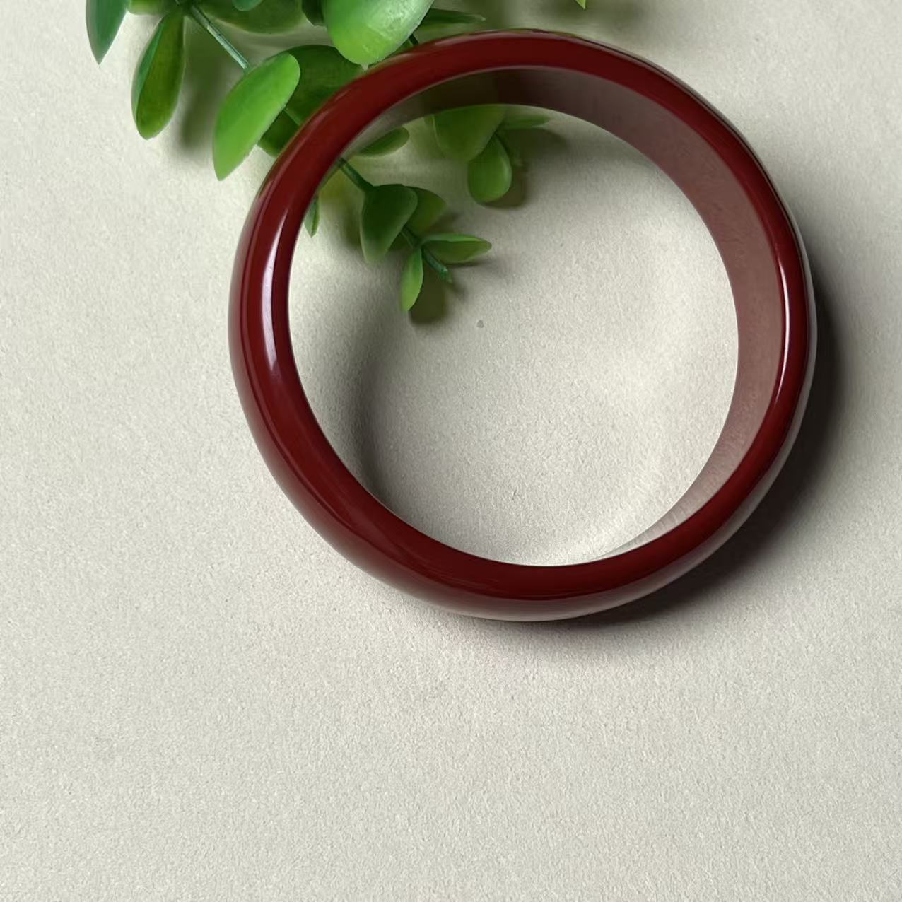 高端精品时尚轮胎镯T1