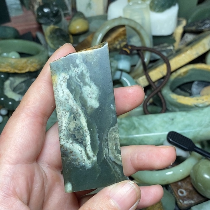 和田玉颈饰未镶嵌清**生