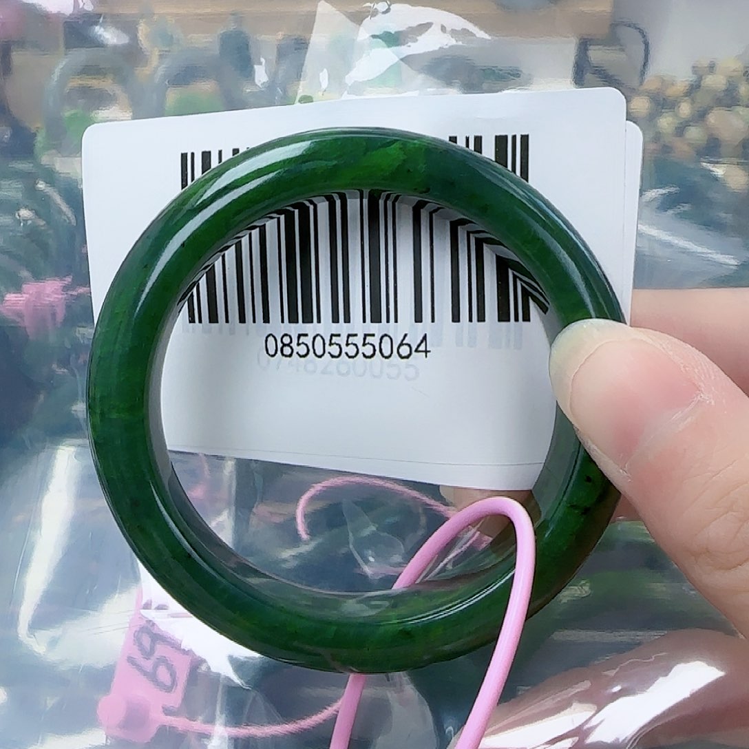 和田玉（碧玉）手镯未镶嵌5253包容