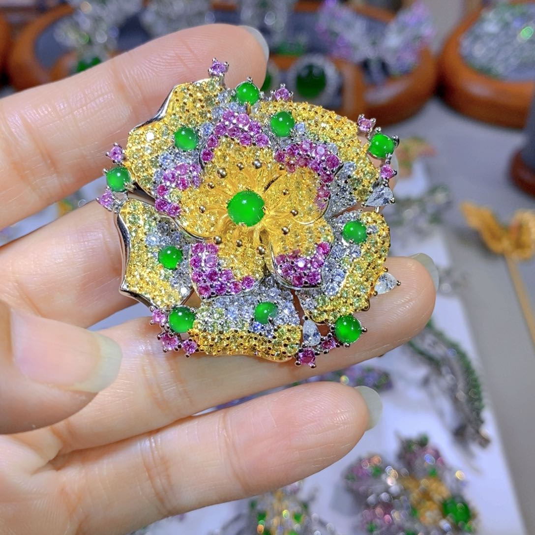 翡翠颈饰银S925镶嵌天然翡翠