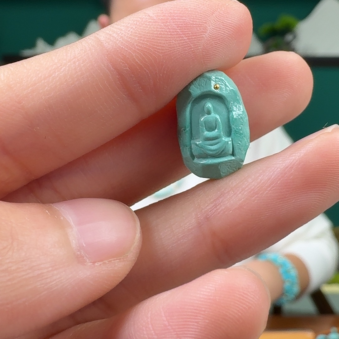 绿松石未镶嵌珠宝奇石