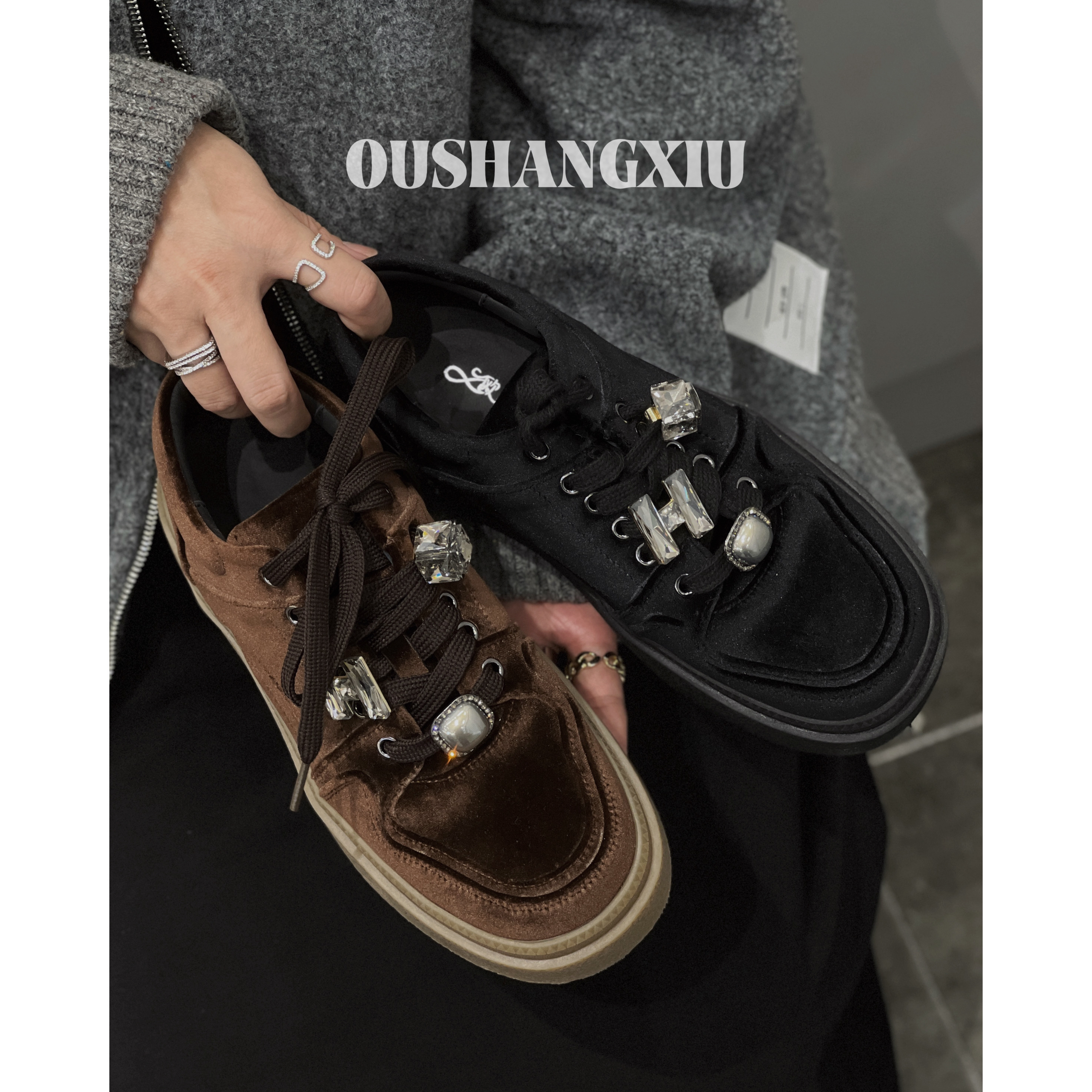 欧上秀丝绒休闲鞋2025新款厚底运动羊皮内里真皮板鞋女