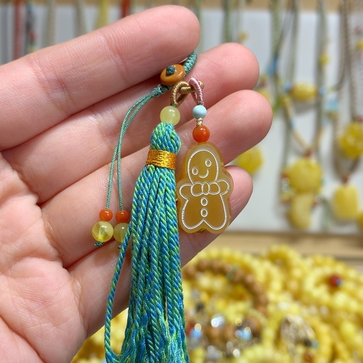 蜜蜡未镶嵌裸石配饰