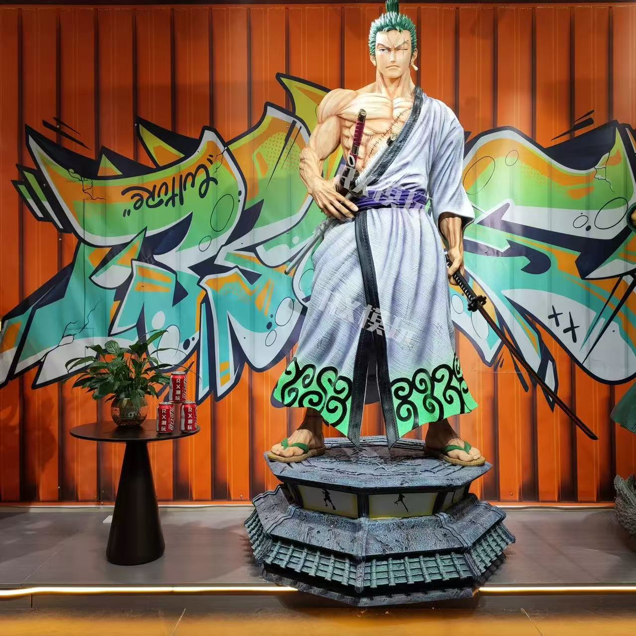  海贼王系列和风带刀索隆   1比1大型手办  树脂宝丽石材质