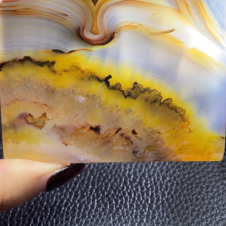 素***玛瑙/玉髓未镶嵌颈饰