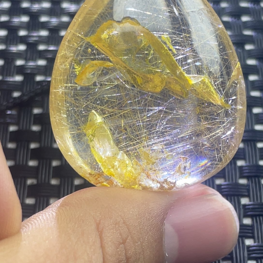 水晶吊坠未镶嵌记****明