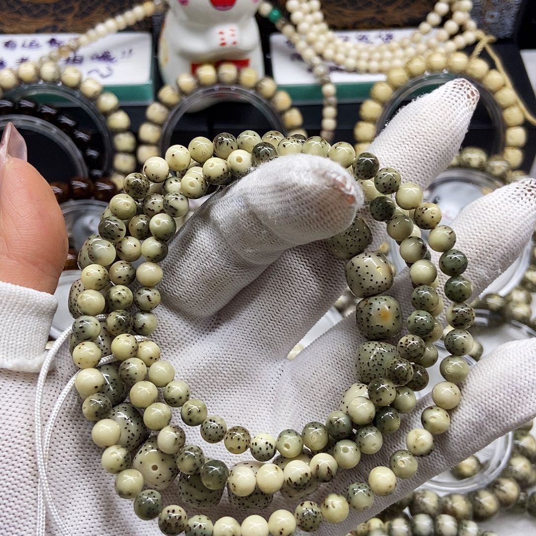 ㅤ***ㅤ星月菩提手串108龙蛋