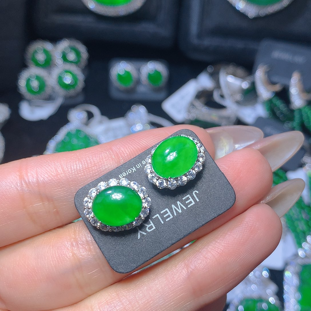 翡翠吊坠(不含链)银S925镶嵌翡翠