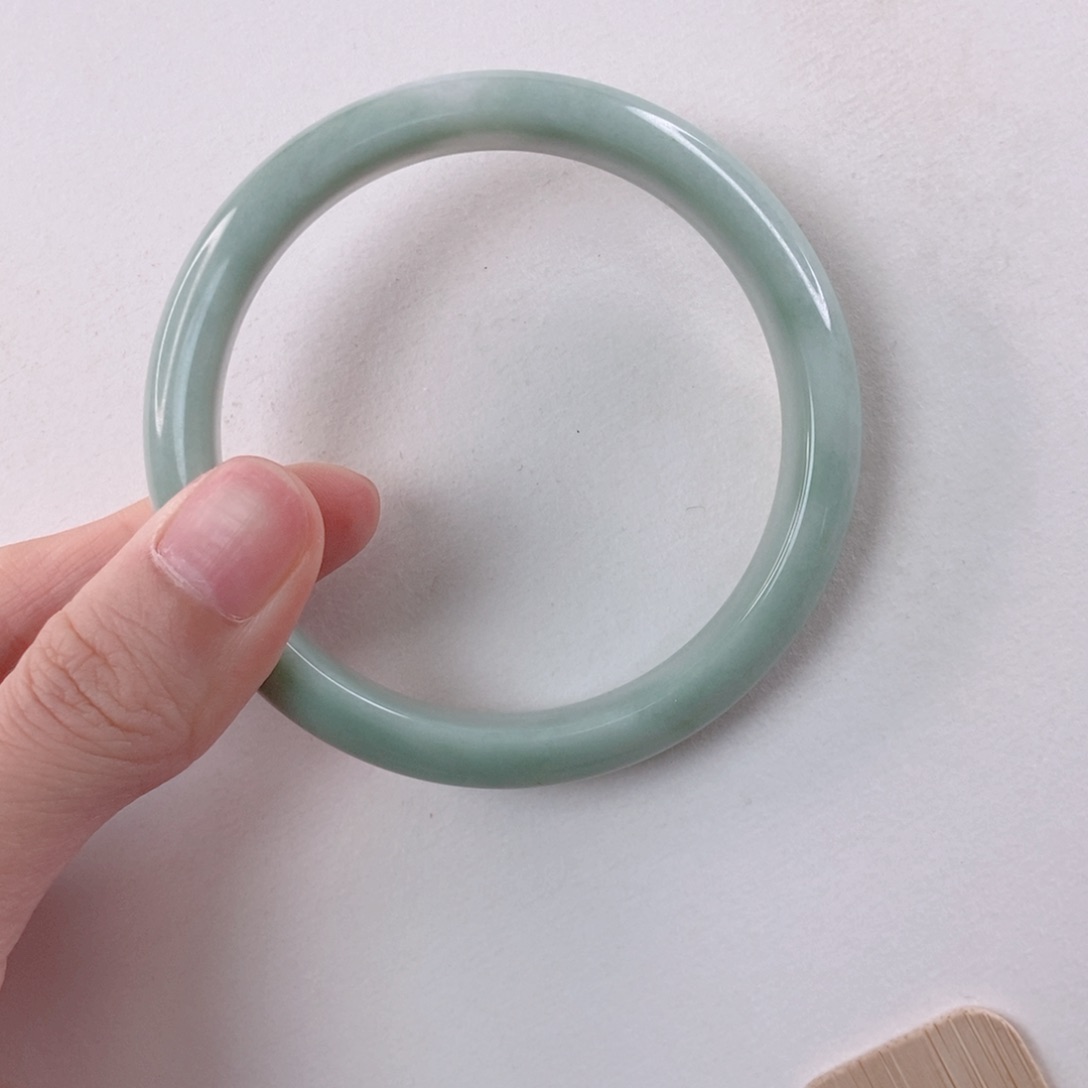 陪****蓝田玉（蛇纹石化大理石玉）手镯未镶嵌