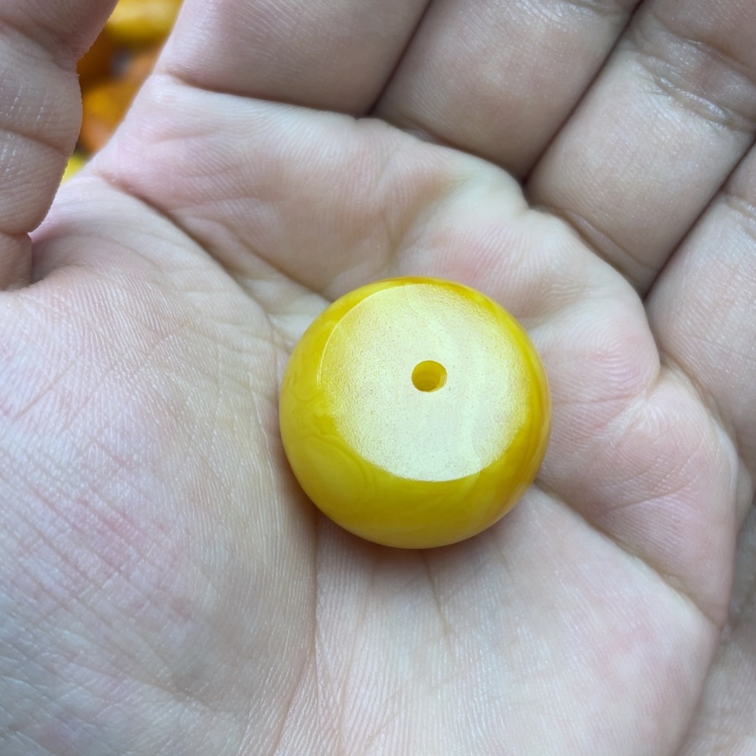 蜜蜡未镶嵌吊坠(不含链)