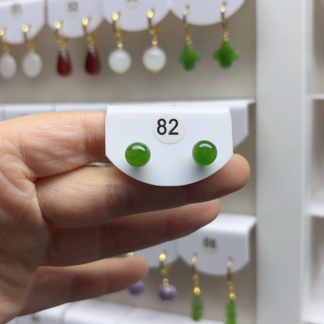 银S925镶嵌和田玉耳饰8m m