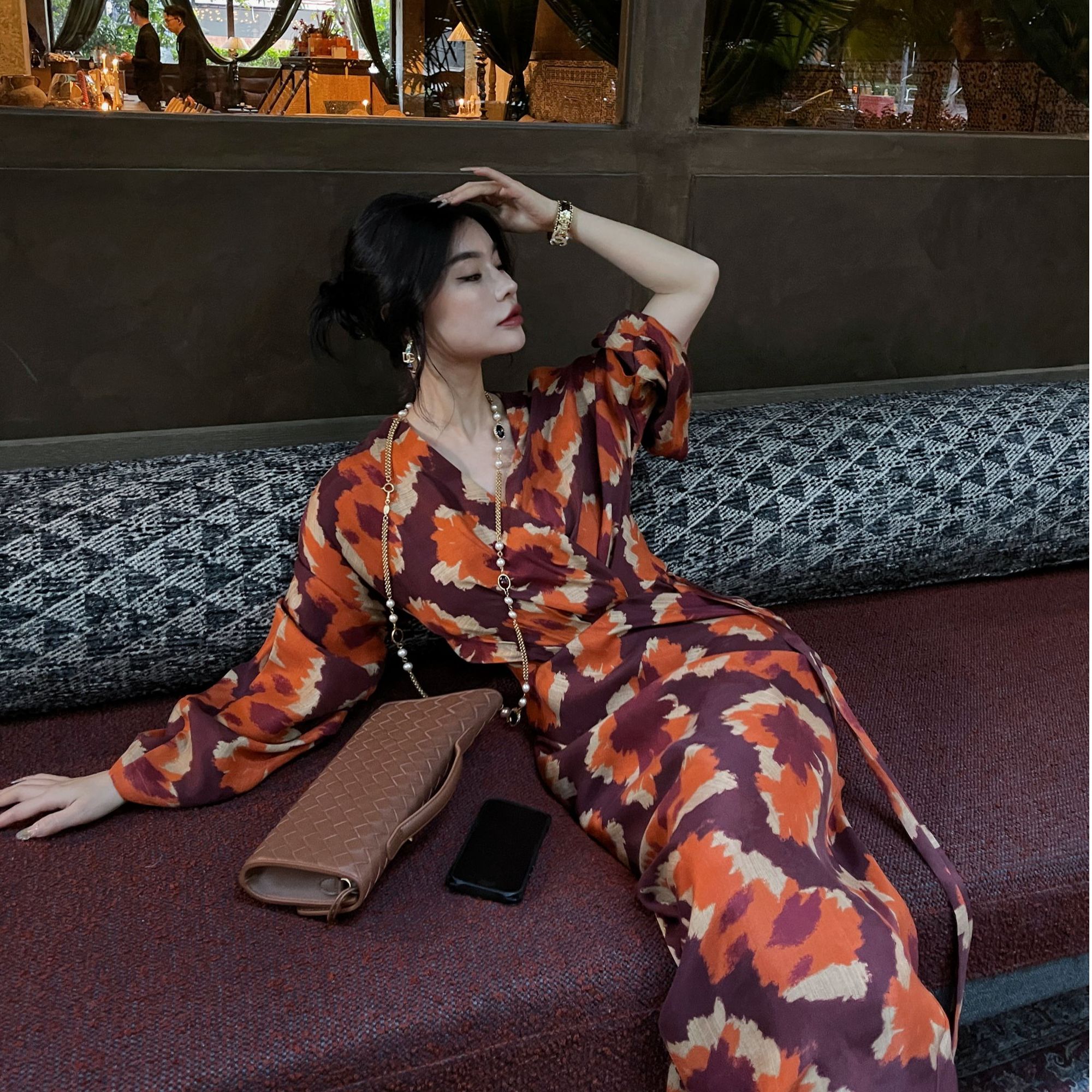 郭甜心【油画虞姬】秋季时尚气质显瘦小众复古枫叶印花连衣裙A-T915