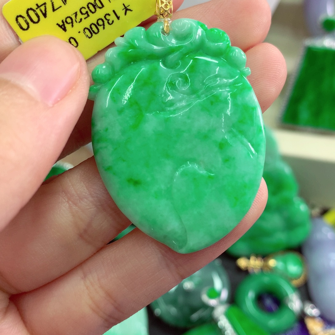 吊坠(不含链)18K金镶嵌翡翠
