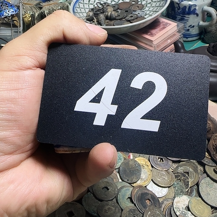 铜铁合金类工艺品小壶