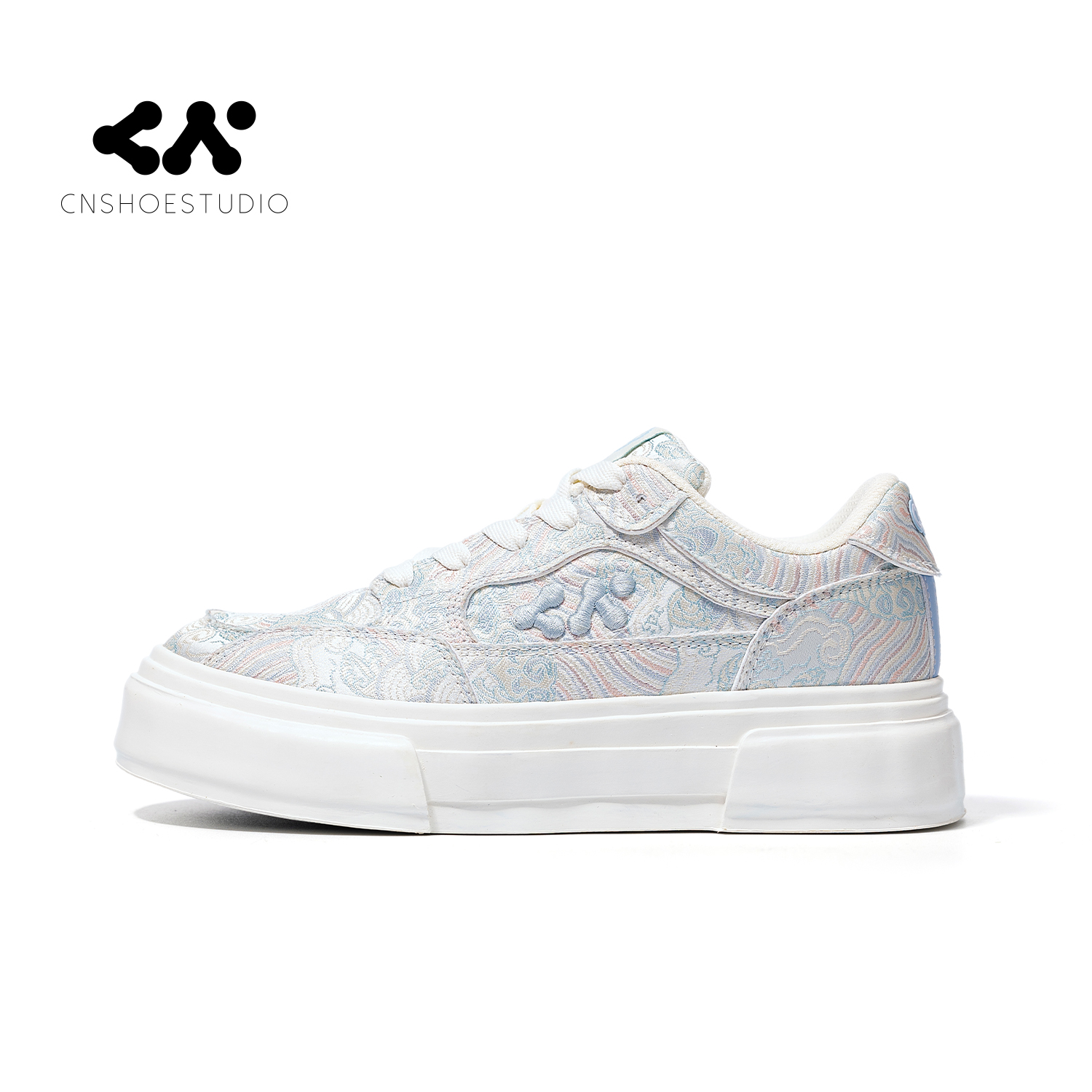 CN牛仔帆布透气潮流经典时尚男女同款百搭增高运动情侣滑板鞋