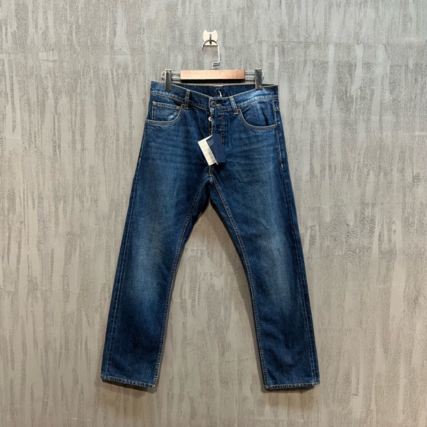 未使用 Prada/普拉达 三角钢标深蓝色水洗做旧牛仔裤 31码 Z00644