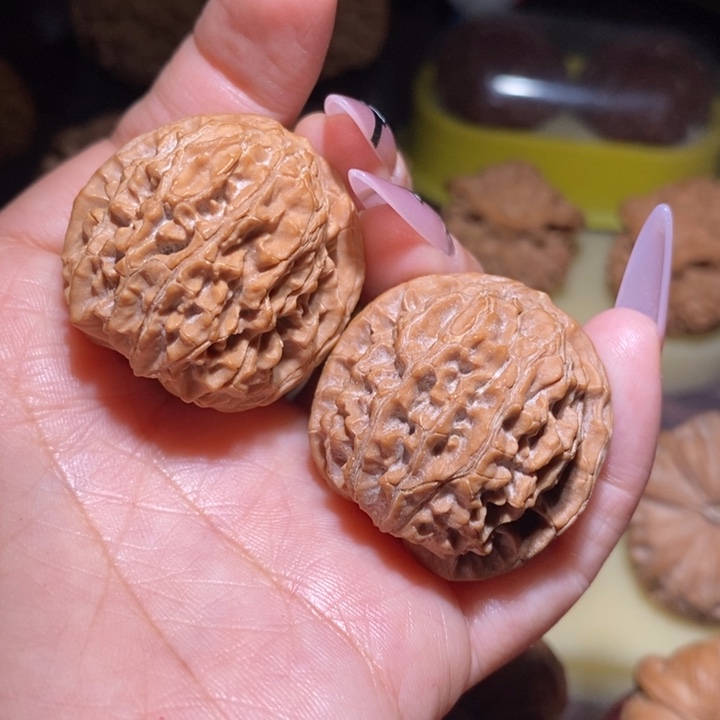 文玩核桃吊坠全品麻麻赖赖小野生33.5