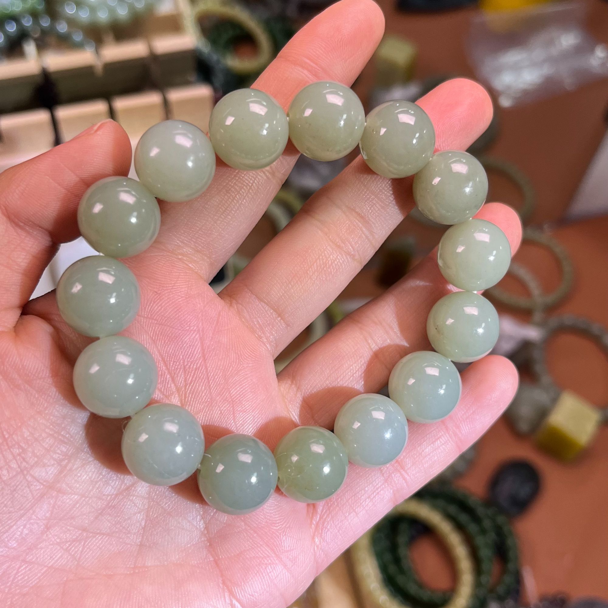 和田玉 且末高青白14mm圆珠手串 多样性发其一