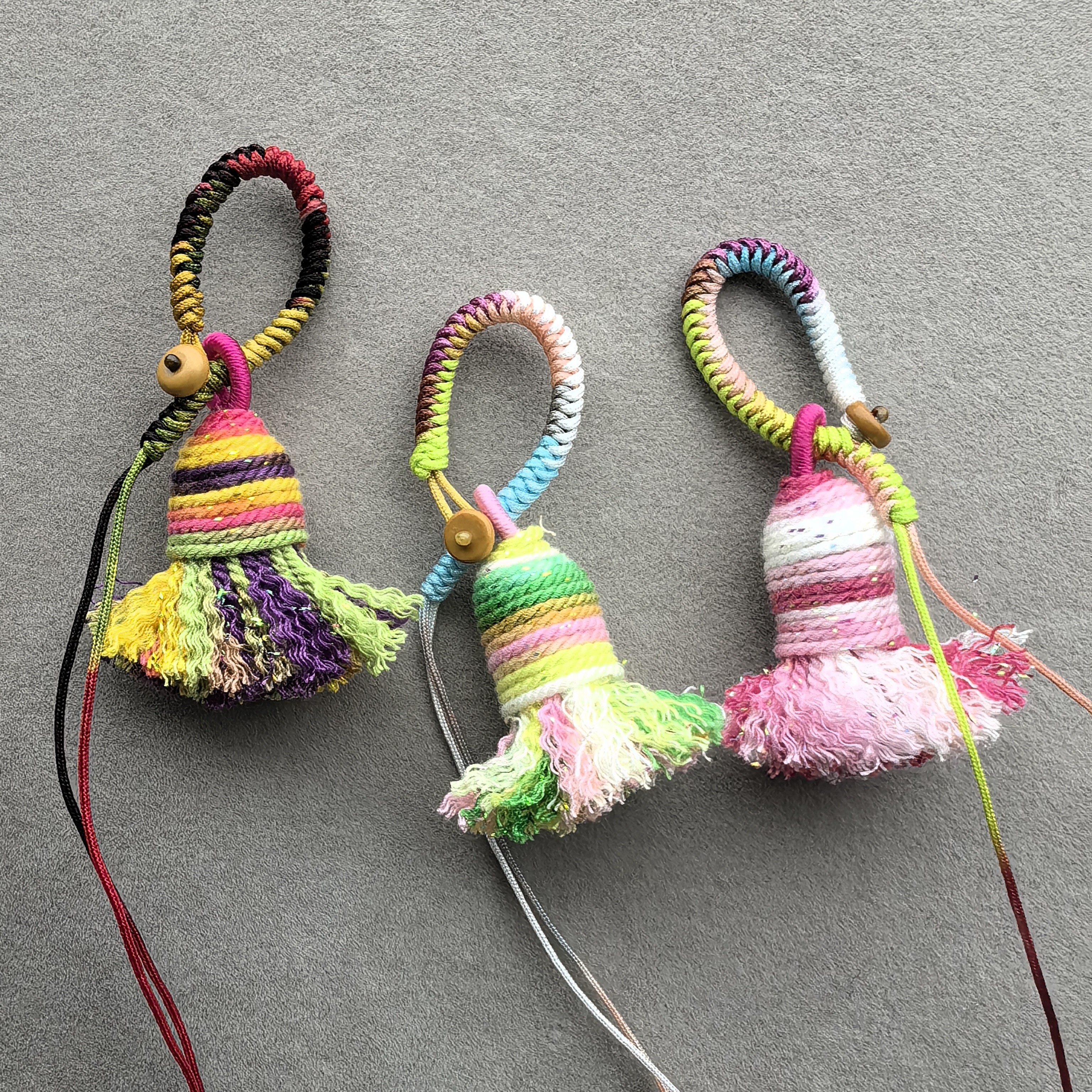 藏式流苏挂件绳半成品手机挂民族风文玩车挂包挂穗子颜色随机发货