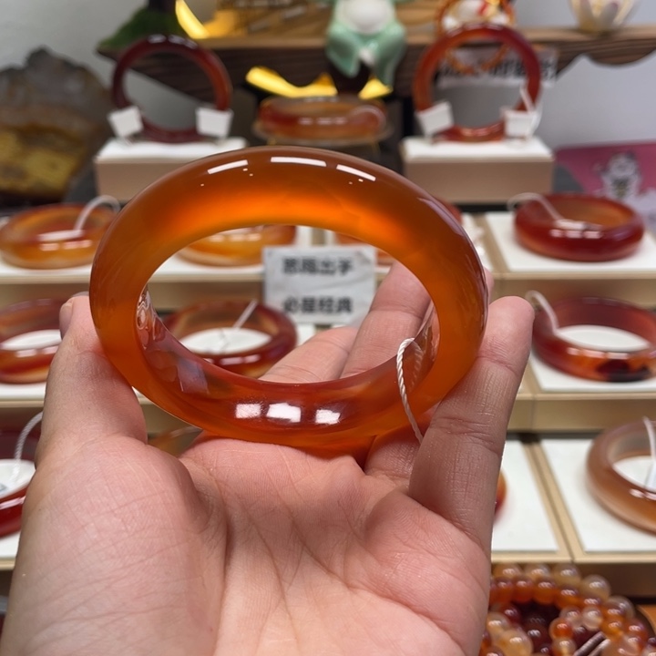 玛瑙/玉髓未镶嵌手镯