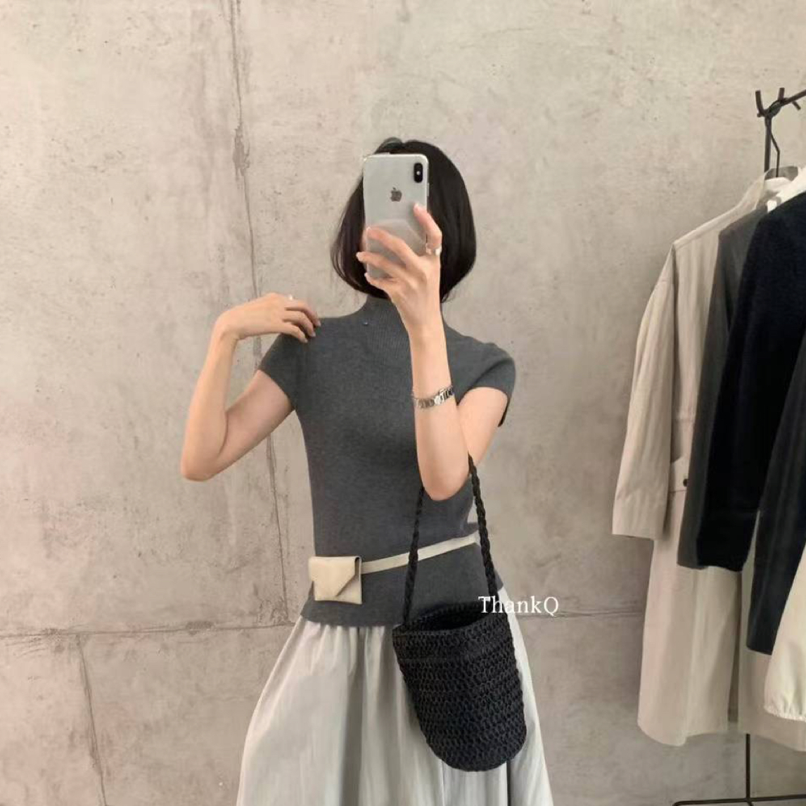 修身型T恤百搭半袖针织打底衫套头内搭短款显瘦圆领