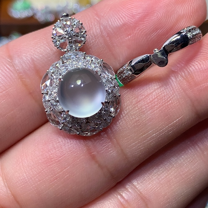 翡翠18K金镶嵌颈饰玻璃钢蛋双用款