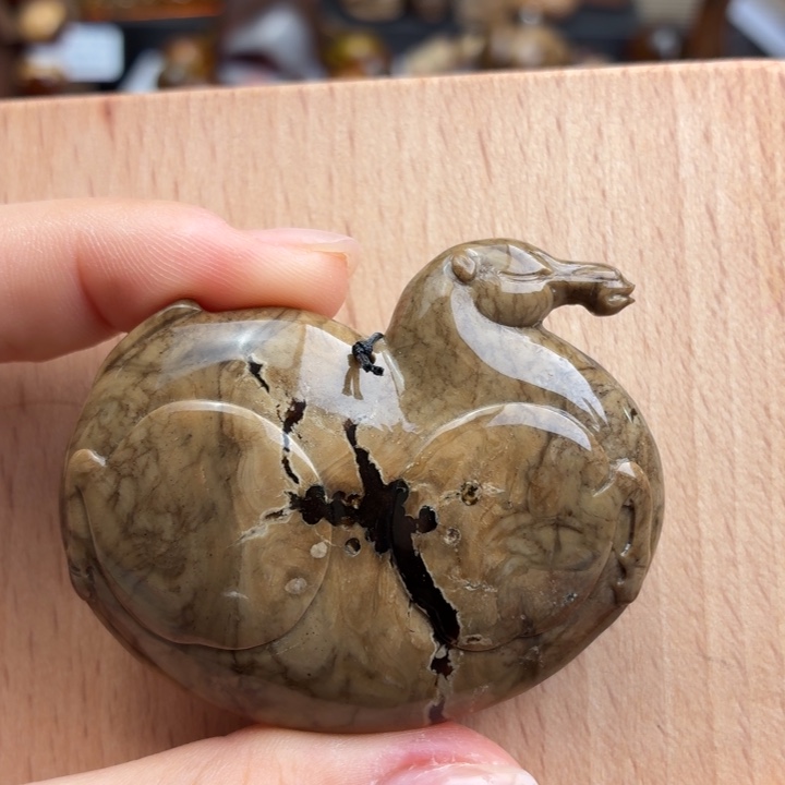 琥珀未镶嵌珠宝奇石油根蜡溶洞马上有钱吊坠