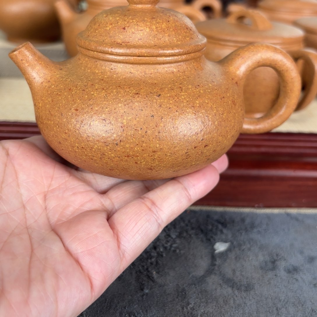 紫砂茶壶梨皮黄段容天200