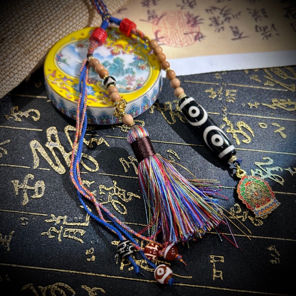 南宫北苑｜黑白三眼DIY挂件