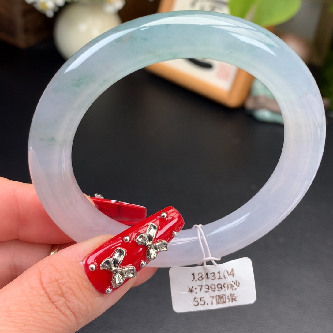 翡翠手镯未镶嵌冰幻彩飘花圆条手镯