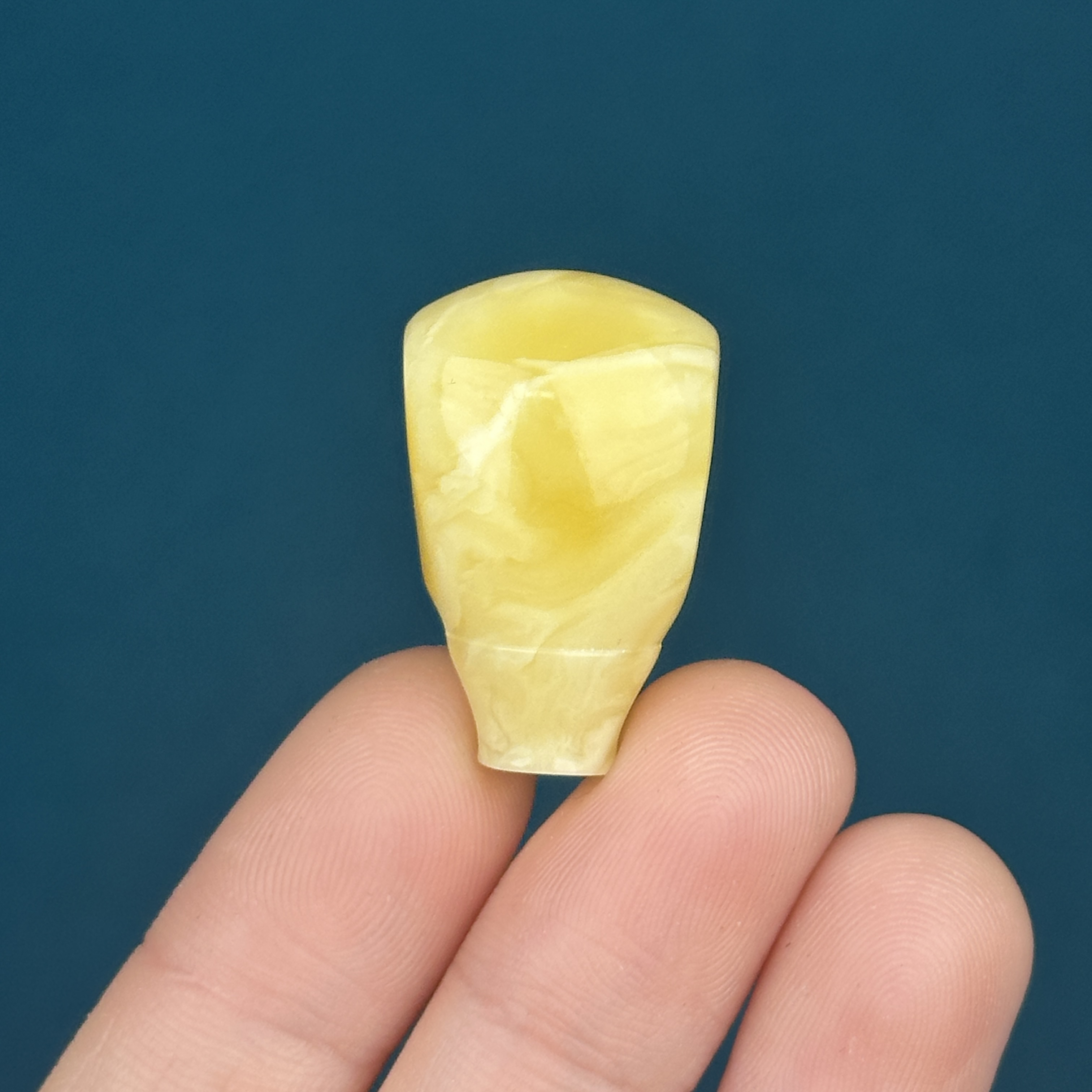 Z74-79 天然原矿蜜蜡俄料妖花三通 16.6*26*15mm 支持鉴定 假一