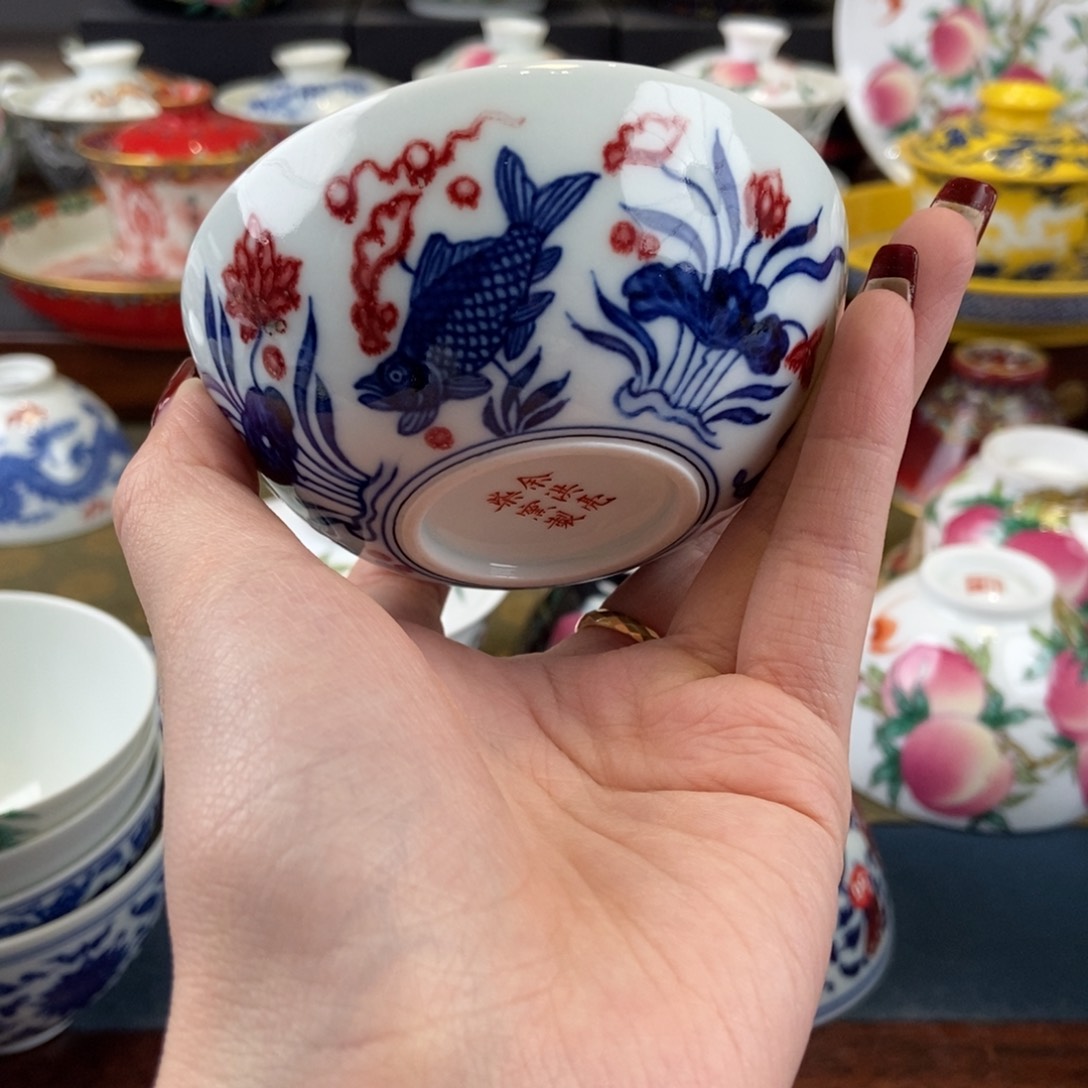 陶瓷艺术家的作品是一