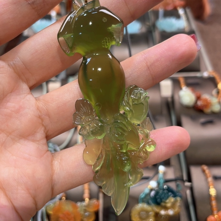 蛇纹石玉未镶嵌吊坠(赠链)吉*