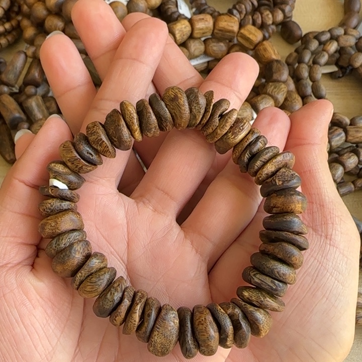 沉香手串陆河多样性发货一条13-19克