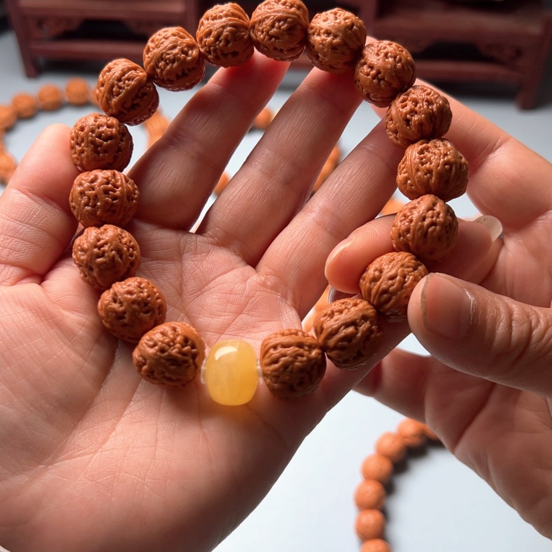 文玩核桃吊坠豫**华野生小核桃